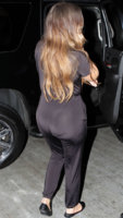 khloe2.jpg