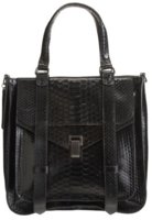 Tote1.jpg Tote1.jpg