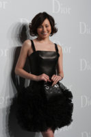 500x750xdior-lady-photo-call_002-thumb-500xauto-101881.jpg.pagespeed.ic.6ErBjd7Lhg.jpg