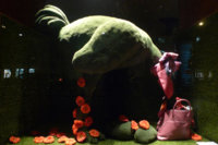 Hermes-green-spring-windows-displays-Paris-05.jpg