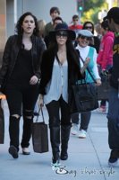 kourtney-kardashian-christmas-shops-with-celine-001.jpg