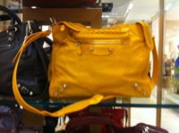 yellow2.jpg