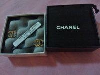 Chanel CC Gold Metal Pearly Earring.jpg