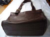 Layfette Tote, Bottom.jpg