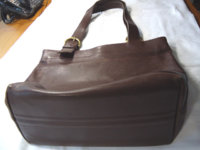 Layfette Tote, Bottom.jpg