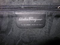 FerragamoTwillBlkBag009.jpg