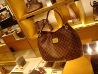 GALLIERA-PM-IN-DAMIER-EBENE2.jpg