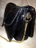 blacksnakeskin2.jpg