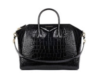 givenchy_par_riccardo_tisci_antigona_256155386_north_545x.jpg