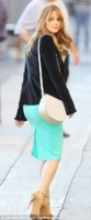 article-2271696-17479CCC000005DC-995_306x735.jpg