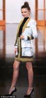 article-2274302-176078CB000005DC-949_306x654.jpg