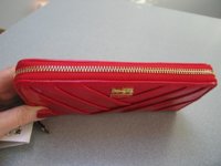 MadisonPunchPleatPatWallet004.jpg