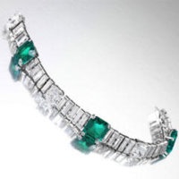 emerald bracelet 859361-large_emerald.jpg