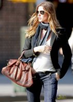 gisele-bundchen-bump-beautiful-05.jpg