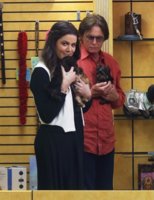 Khloe+Kardashian+Shops+New+Puppy+veSPrLdCw_Jl.jpg