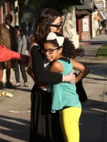 Khloe+Kardashian+Shops+New+Puppy+3tV7c02vMoKl.jpg