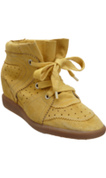 yellow bobby.png