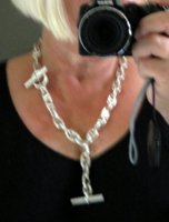 chaine 3 on neck.jpg