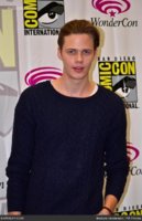 bill-skarsgard-wondercon-2013-0fmlr7.jpg