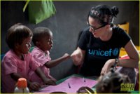 katy-perry-madagascar-visit-for-unicef-02.jpg
