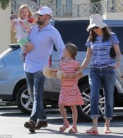 Ben Affleck and Jennifer Garner with Violet, seven, and Seraphina, four at the Brentwood Country.jpg