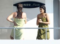 Kendall-Kylie-042713-3.jpg