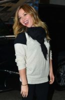 hilary-duff-050213-%20(6).jpg