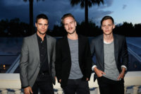 Bill+Skarsgard+Celebs+Attend+Benefit+Help+1MguK1jGtotx.jpg