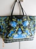 givenchy fake licatty 001.jpg