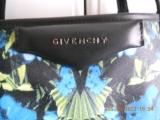 givenchy fake licatty 002.jpg