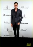 michael-b-jordan-bill-skarsgard-cannes-parties-lounges-05.jpg