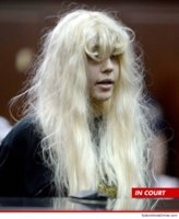 0524-amanda-bynes-splash-3.jpg