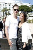 Alicia%20Vikander%20and%20Bill%20Skarsgard.jpg