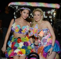 article-2346560-1A74BA71000005DC-434_634x609.jpg