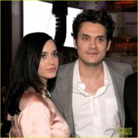 katy-perry-john-mayer-hold-hands-in-nyc-05.jpg