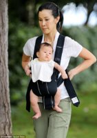 Lisa Ling debuted her baby daughter Jett for the first time on June 26 at Santa Monica park in C.jpg