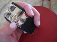 Polka dot fingernails 002.jpg