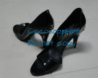 ChanelNavyPatentPeepToePumps3.jpg