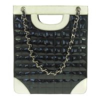 Mala CHANEL black and white 4.jpg