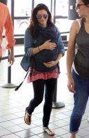 Jenna+Dewan+Daughter+Everly+Departing+Flight+YmTvNdBBYKqx.jpg
