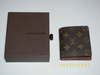 LV Wallet.jpg