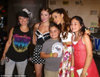 article-2411998-1BA0CE29000005DC-585_634x486.jpg