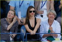 miranda-kerr-us-open-womens-final-spectator-06.jpg