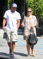 Donald+Faison+CaCee+Cobb+Shopping+LA+rfT9f2Rp3oOl.jpg