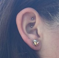 knot earring.jpg