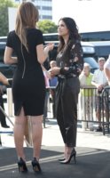 Jena+Dewan+Maria+Menounos+Extra+universal+KhB6ZjID28nx.jpg