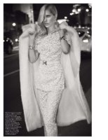 Vogue_Paris_N_942_-_Novembre_2013_17.jpg