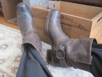 Frye_8G_top.jpg
