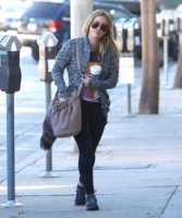 Hilary+Duff+Heads+To+The+Gym+yOHZ0f-rdUzl.jpg
