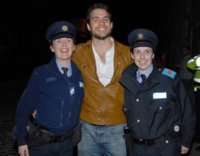 Henry-Cavill-death-proof-premiere-03.jpg